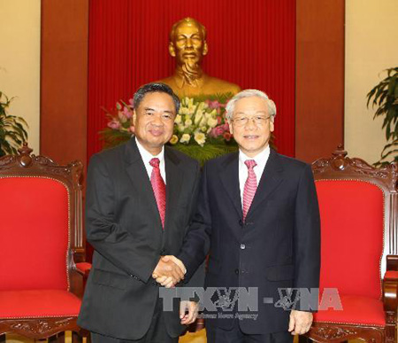 ການນຳຫວຽດນາມຕ້ອນຮັບ ຄະນະຜູ້ແທນຂັ້ນສູງຄະນະຈັດຕັ້ງ ສູນກາງພັກປະຊາຊົນປະຕິວັດລາວ